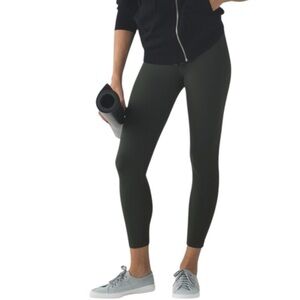 Lululemon Align Pant
Gator Green Size 8